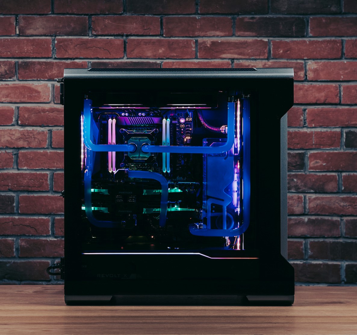 Phanteks Enthoo Evolv X, Mid Tower, DRGB, Oyuncu Bilgisayar Kasası